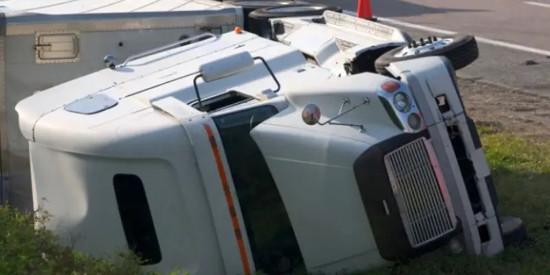 Charlotte Truck Accident Lawyer-image